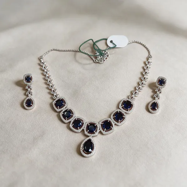Blue_Stone_Necklace_And_Earrings_Set_for_Women