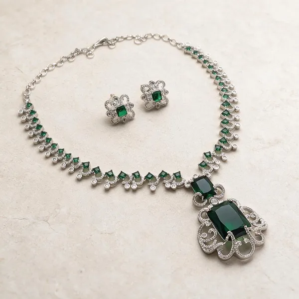 Green_Stone_Necklace_And_Earrings_Set_for_Women