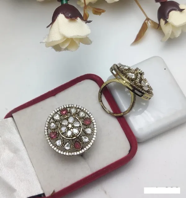 Gold_Tone_Statement_Ring_for_Women
