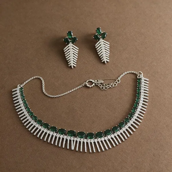 Green_Leaf_Motif_Necklace_And_Earrings_Set_for_Women