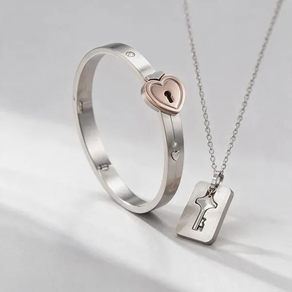 Silver-Tone_Heart_Lock_Charm_Bracelet_for_Women