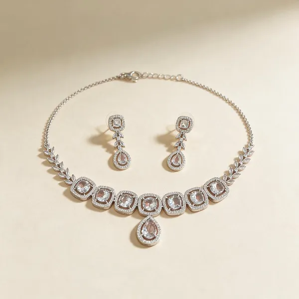 Silver_Tone_Crystal_Necklace_Set_for_Women