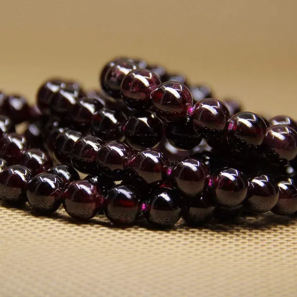 Garnet_Round_Beads_Stretch_Bracelet