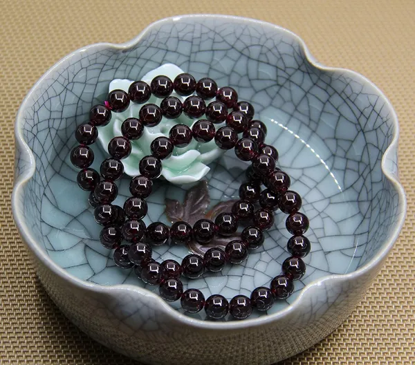 Garnet_Round_Beads_Stretch_Bracelet