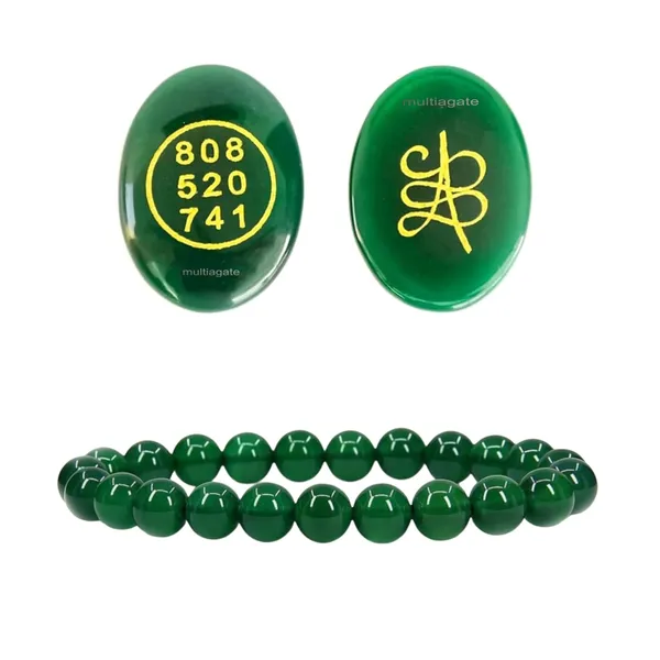 Jade_Bead_Bracelet_With_Zibu_Symbol_Coin