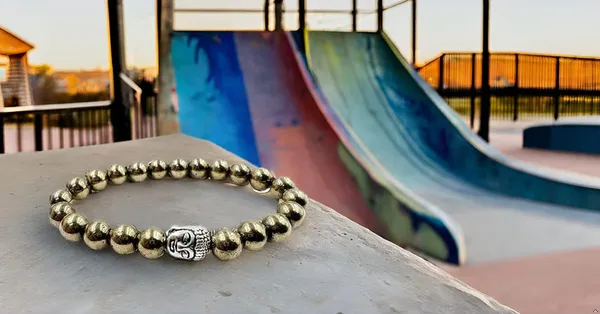 Hematite_Buddha_Bead_Bracelet