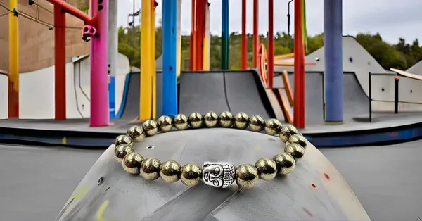Hematite_Buddha_Bead_Bracelet