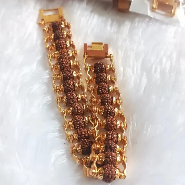 Rudraksha_Beaded_Bracelet