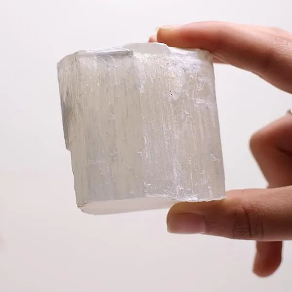 Selenite_Raw_Crystal_Stone