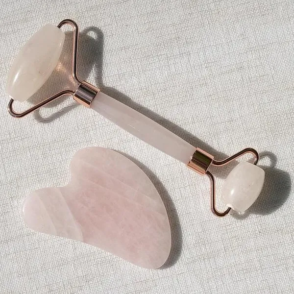 Jade_Facial_Roller_And_Gua_Sha_Set