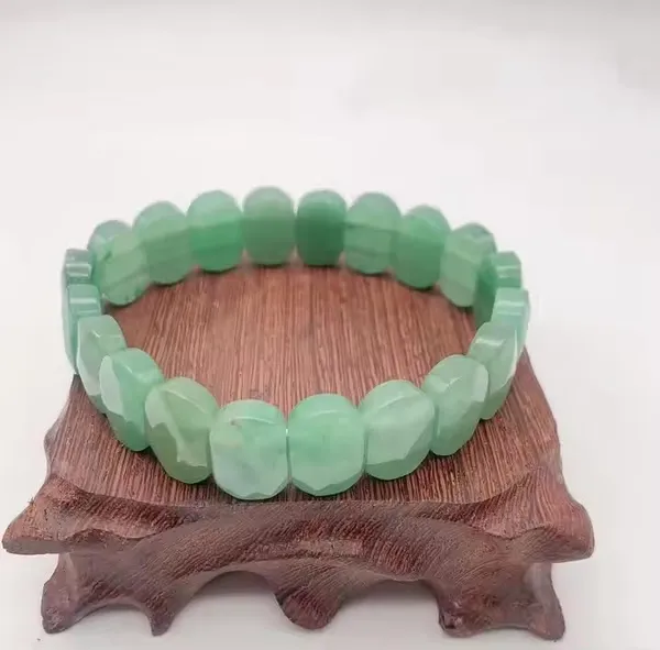 Gemstone_Bangle_Bracelet