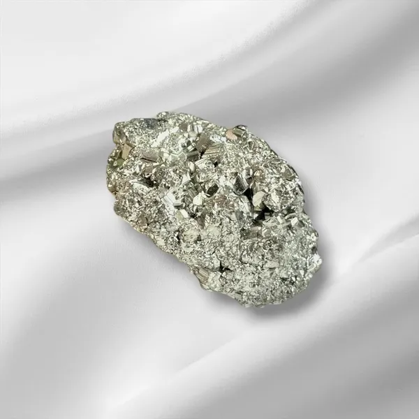 Natural_Pyrite_Stone_Cluster