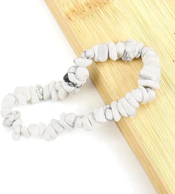 Howlite_Chip_Bead_Stretch_Bracelet