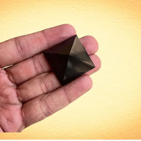 Black_Tourmaline_Crystal_Pyramid