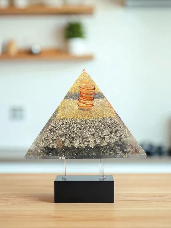 Crystal_Pyramid