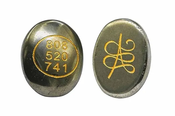 Pyrite_Crystal_Coin_With_Zibu_Symbols