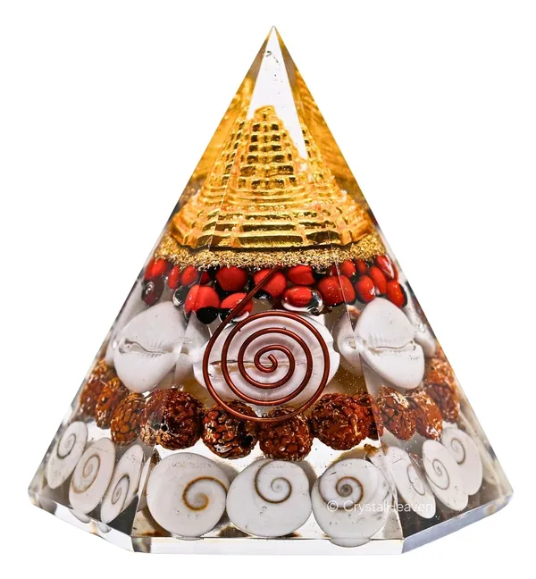 Laxmi_Pyramid_With_Gomati_Chakra_And_Shree_Yantra