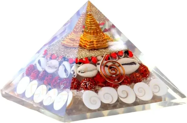 Laxmi_Pyramid_With_Gomati_Chakra_And_Shree_Yantra