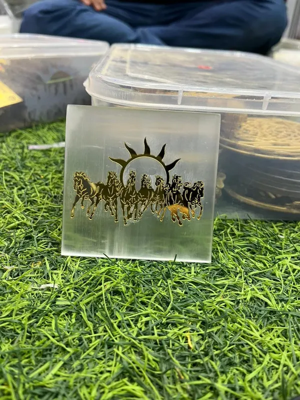 Seven_Horses_Crystal_Plate_On_Selenite_Stone