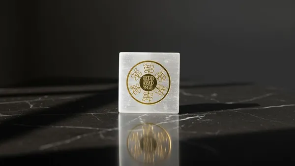 Selenite_Crystal_Charging_Plate_With_Flower_Of_Life_Engraving