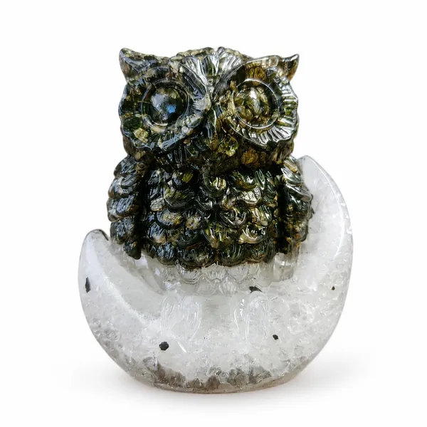 Owl_Figurine_With_Crystal_Base