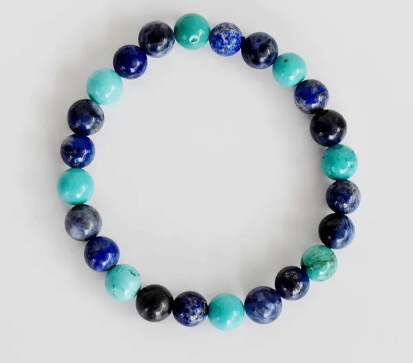Agatesaura_Crystal_Agate,_Crystal,_Jade,_Quartz_Bracelet_()