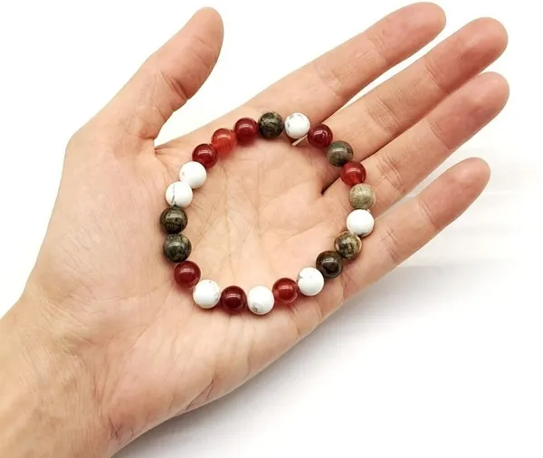 Agatesaura_Crystal_Beads,_Agate,_Crystal,_Jade,_Quartz_Bracelet_()