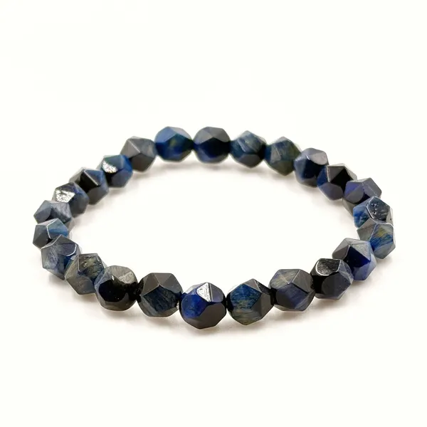 Agatesaura_Crystal,_Tiger's_Eye_Beads,_Agate,_Crystal,_Jade,_Quartz_Bracelet_()