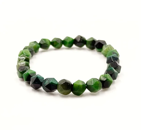 Agatesaura_Crystal,_Tiger's_Eye_Beads,_Agate,_Crystal,_Jade,_Quartz_Bracelet_()