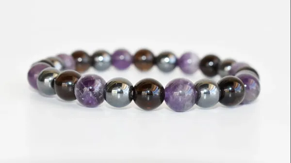 Agatesaura_Crystal_Agate,_Crystal,_Jade,_Quartz_Bracelet_()