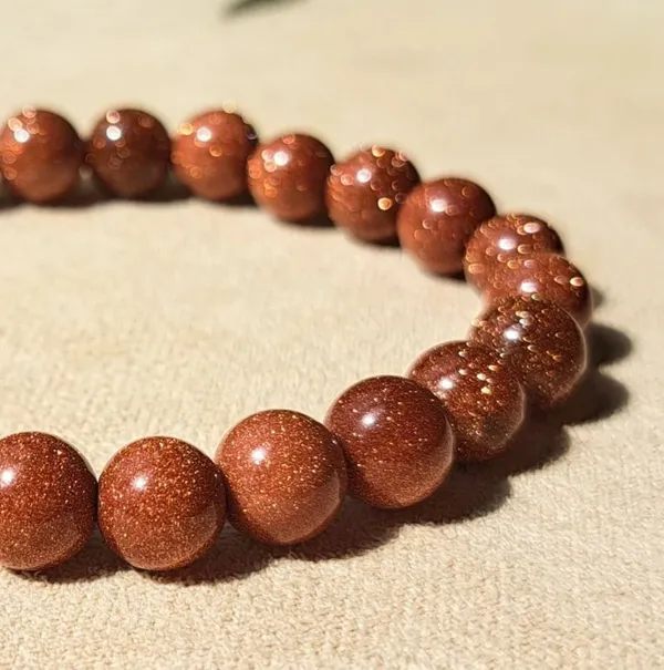 Agatesaura_Crystal_Beads,_Agate,_Crystal,_Jade,_Quartz_Bracelet_()