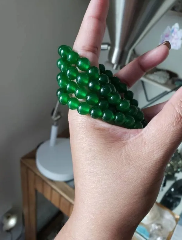 Agatesaura_Crystal,_Green_Jade_Beads,_Agate,_Crystal,_Jade,_Quartz_Bracelet_()
