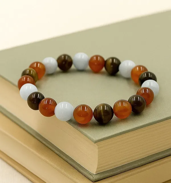 Agatesaura_Crystal_Beads,_Agate,_Crystal,_Jade,_Quartz_Bracelet_()
