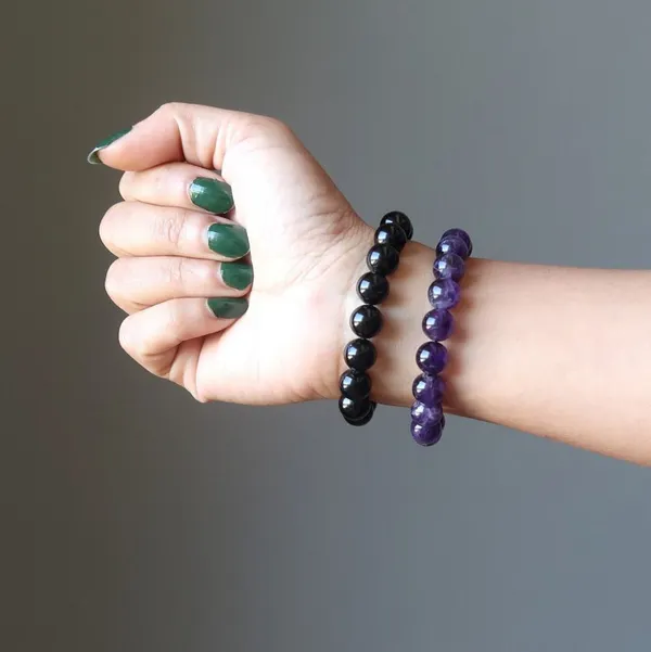 Agatesaura_Amethyst,_Crystal,_Black_Obsidian_Beads,_Agate,_Crystal,_Jade,_Quartz_Bracelet_(Pack_of_2)