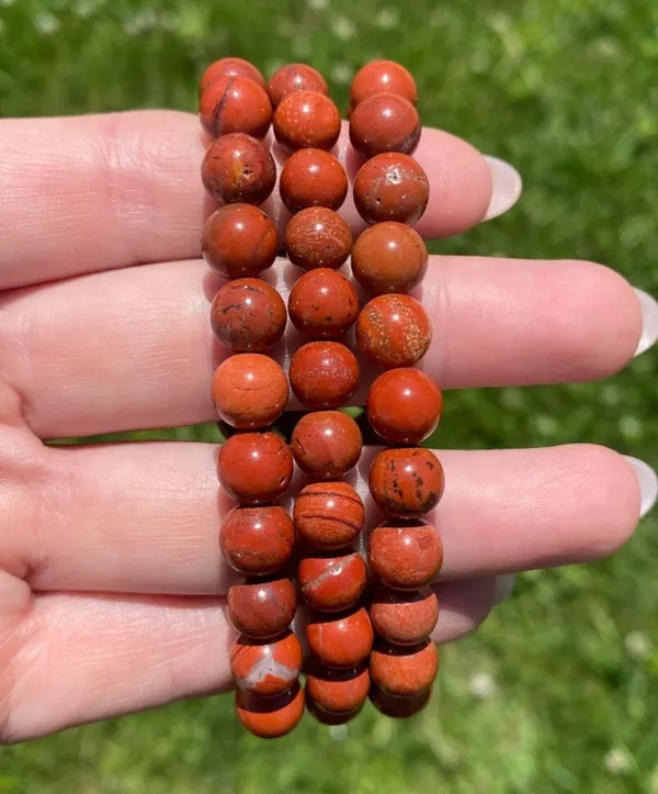 Agatesaura_Crystal,_Red_Beads,_Agate,_Crystal,_Jade,_Quartz_Bracelet_()