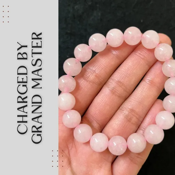Agatesaura_Rose_Quartz,_Crystal_Beads,_Agate,_Crystal,_Jade,_Quartz_Bracelet_()