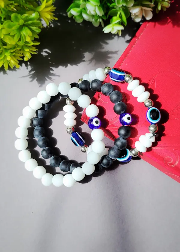 Agatesaura_Mother_of_Pearl_Beads,_Pearl_Bracelet_(Pack_of_3)