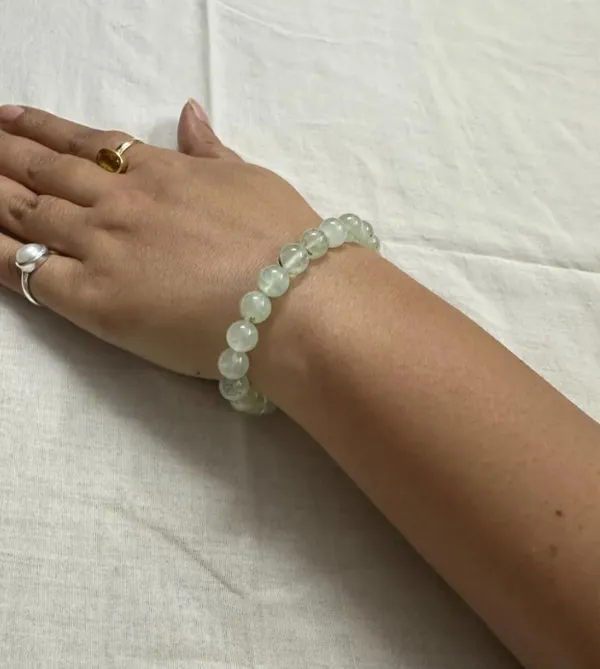 Agatesaura_Crystal_Beads,_Agate,_Crystal,_Jade,_Quartz_Bracelet_()