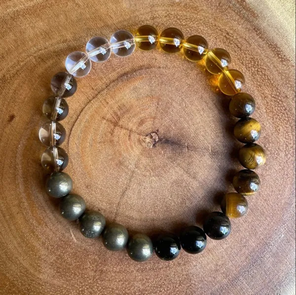 Agatesaura_Crystal_Agate,_Crystal,_Jade,_Quartz_Bracelet_()