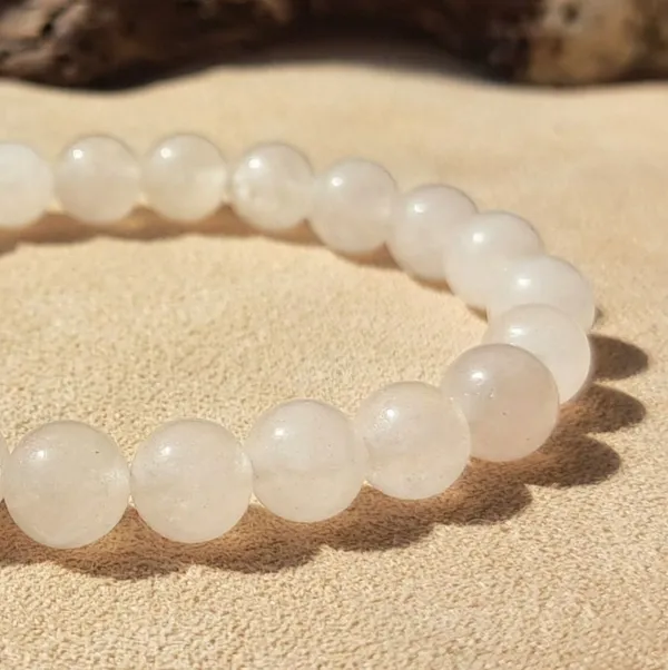 Agatesaura_Crystal_Beads,_Agate,_Crystal,_Jade,_Quartz_Bracelet_()