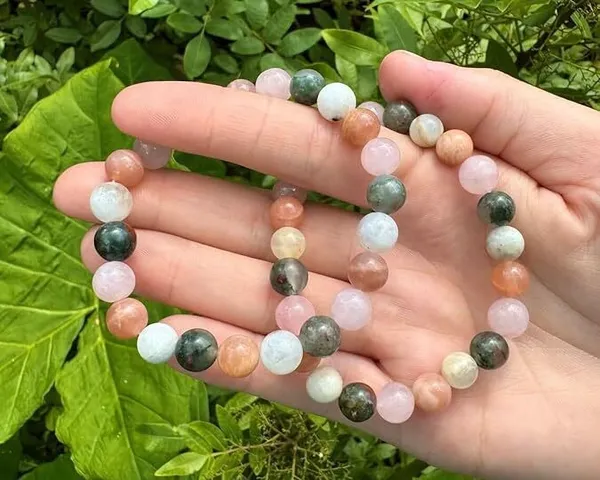 Agatesaura_Crystal_Agate,_Crystal,_Jade,_Quartz_Bracelet_()