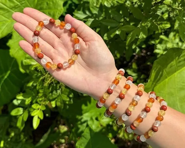 Agatesaura_Crystal_Agate,_Crystal,_Jade,_Quartz_Bracelet_()