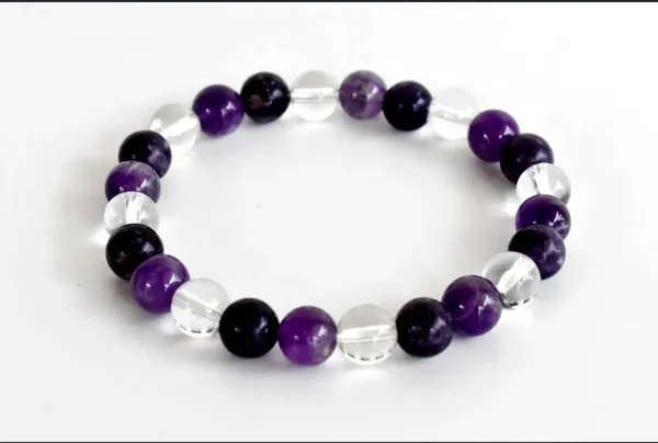 Multiagate_Crystal_Agate,_Crystal,_Jade,_Quartz_Bracelet_()