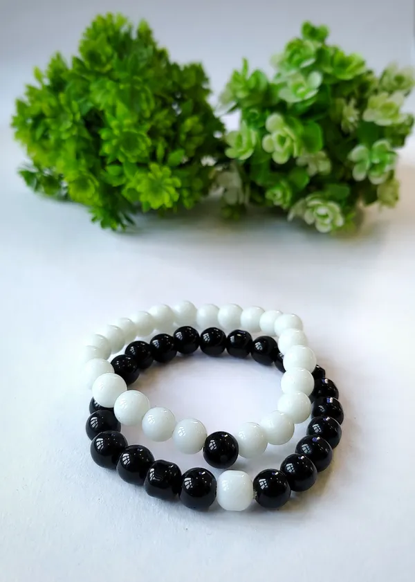 Multiagate_Crystal,_Glass_Beads,_Crystal_Bracelet_(Pack_of_2)