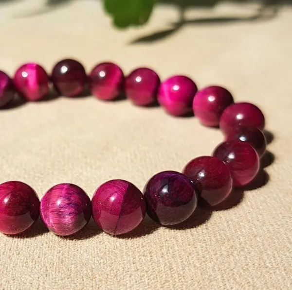 Multiagate_Crystal_Beads,_Agate,_Crystal,_Jade,_Quartz_Bracelet_()