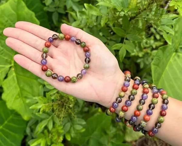 Multiagate_Crystal_Beads,_Crystal,_Jade,_Quartz_Bracelet_()
