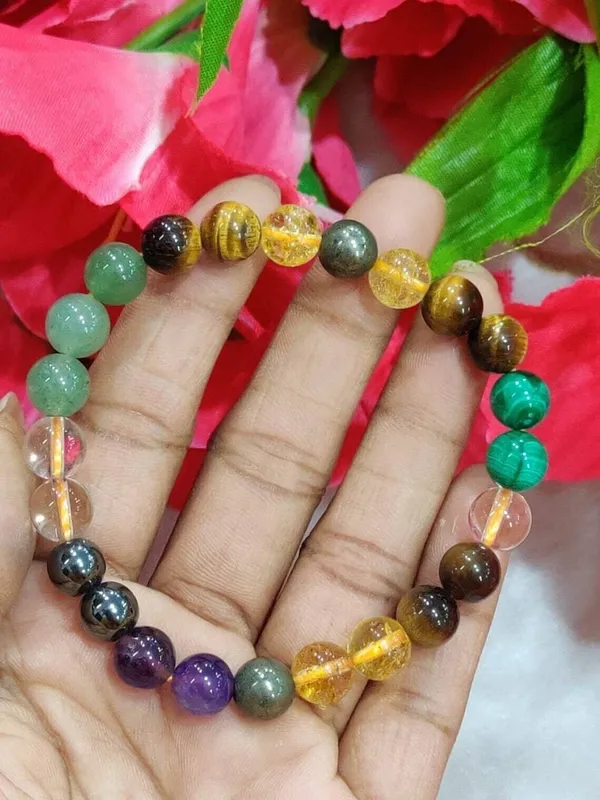 Multiagate_Stone_Crystal,_Quartz_Charm_Bracelet_()
