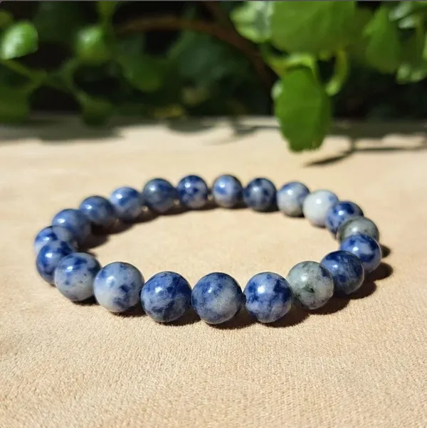 Multiagate_Crystal_Beads,_Agate,_Crystal,_Jade,_Quartz_Bracelet_()