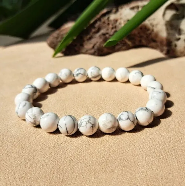 Multiagate_Howlite,_Crystal_Beads,_Agate,_Crystal,_Jade,_Quartz_Bracelet_()