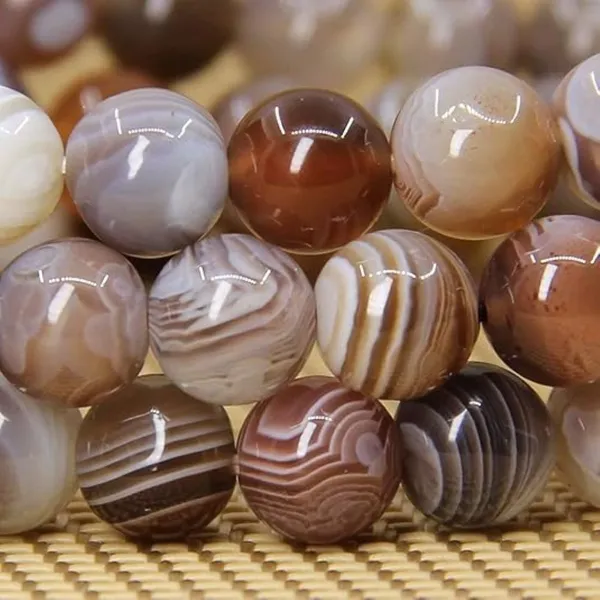 Multiagate_Crystal_Beads,_Agate_Charm_Bracelet_()
